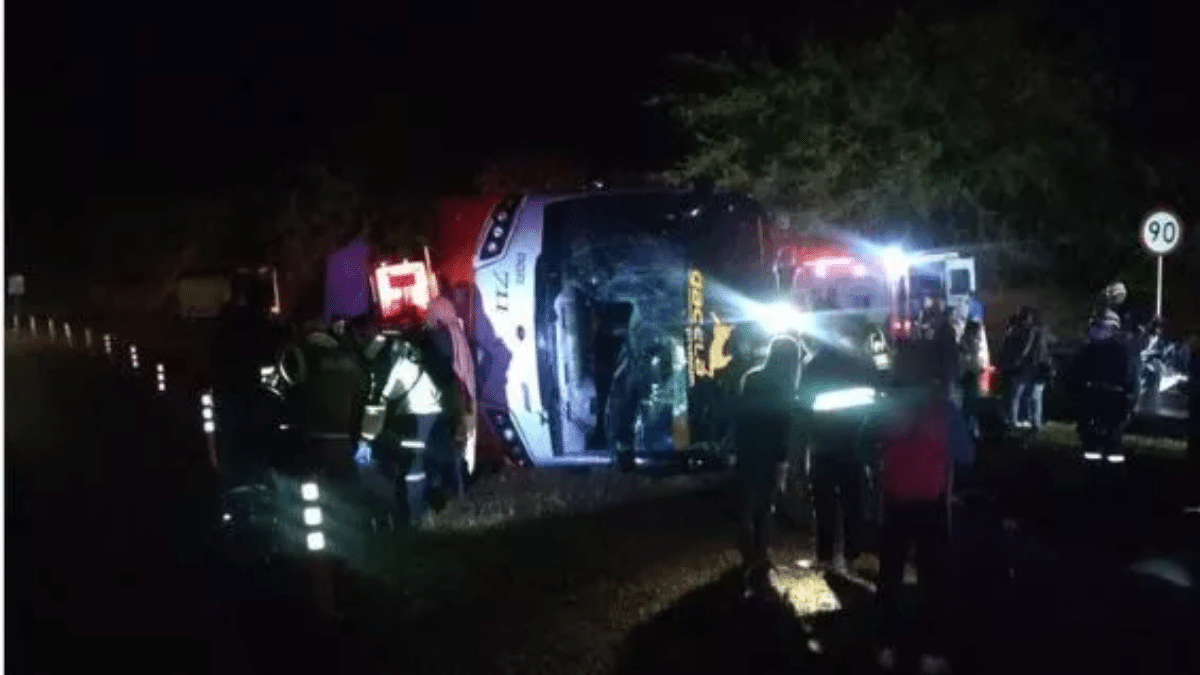 Atacan con un explosivo a vehículo blindado del Ejército en Nariño