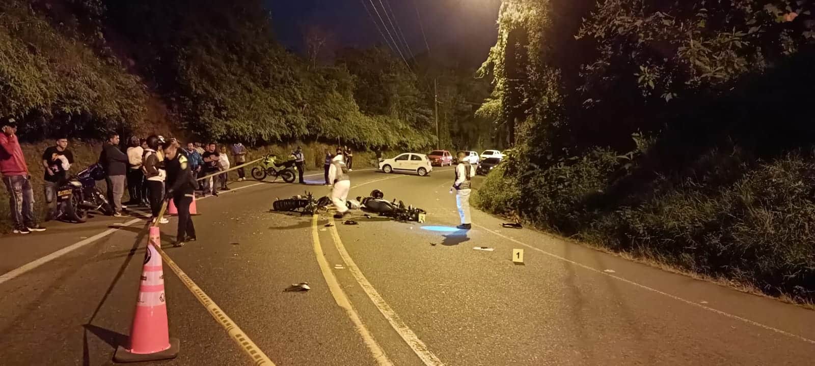 Se conocen más detalles del accidente en la vía al mar que dejó dos personas muertas