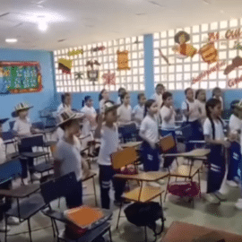 Al ritmo del vallenato: La creativa idea de una profesora para sus pausas activas