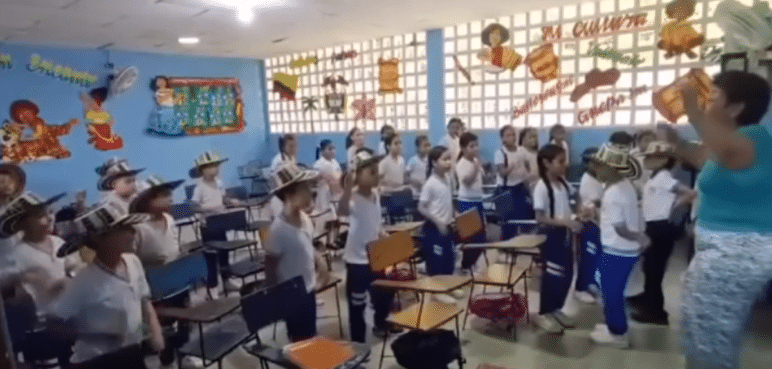 Al ritmo del vallenato: La creativa idea de una profesora para sus pausas activas