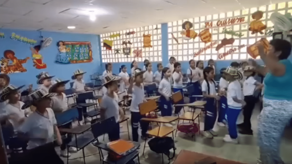 Al ritmo del vallenato: La creativa idea de una profesora para sus pausas activas
