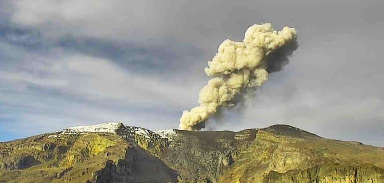 Video: ¿Por qué aumentó la caída de ceniza del volcán Nevado del Ruiz?