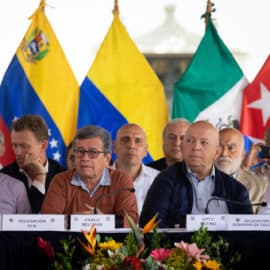 Gobierno colombiano y guerrilla del ELN abren el cuarto ciclo de diálogos en Caracas
