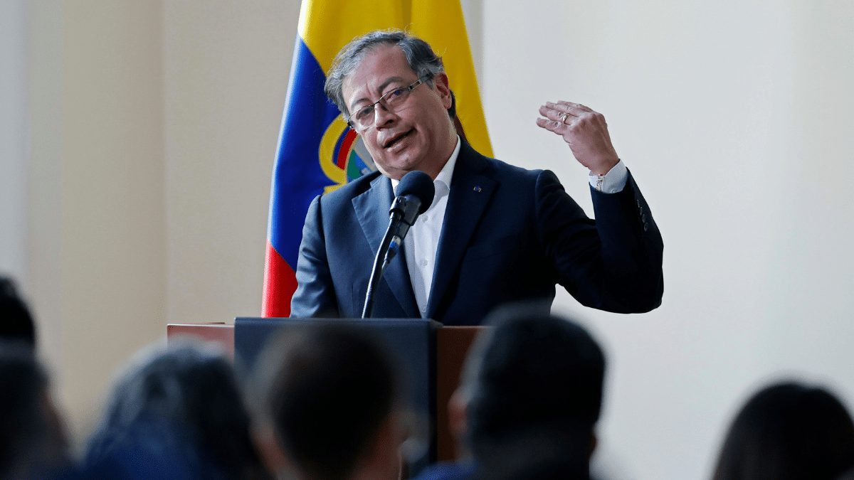 El Gobierno, asociación de bancos y empresarios piden bajar la tasa de interés