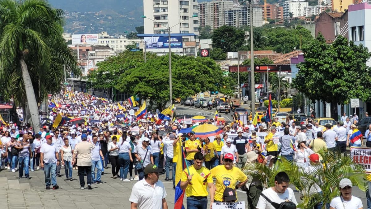 "O salvamos las elecciones o existe el peligro de aplazarlas": Registrador