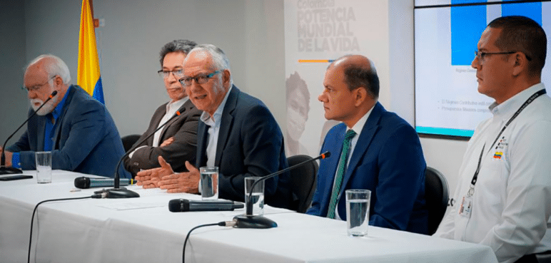 "No hay deudas pendientes": MinSalud tras reunión con tres EPS