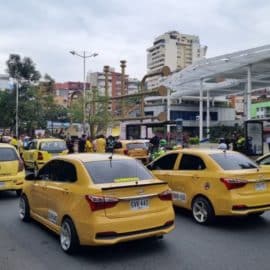 "No se van a permitir bloqueos": Estas serán las medidas durante paro de taxistas