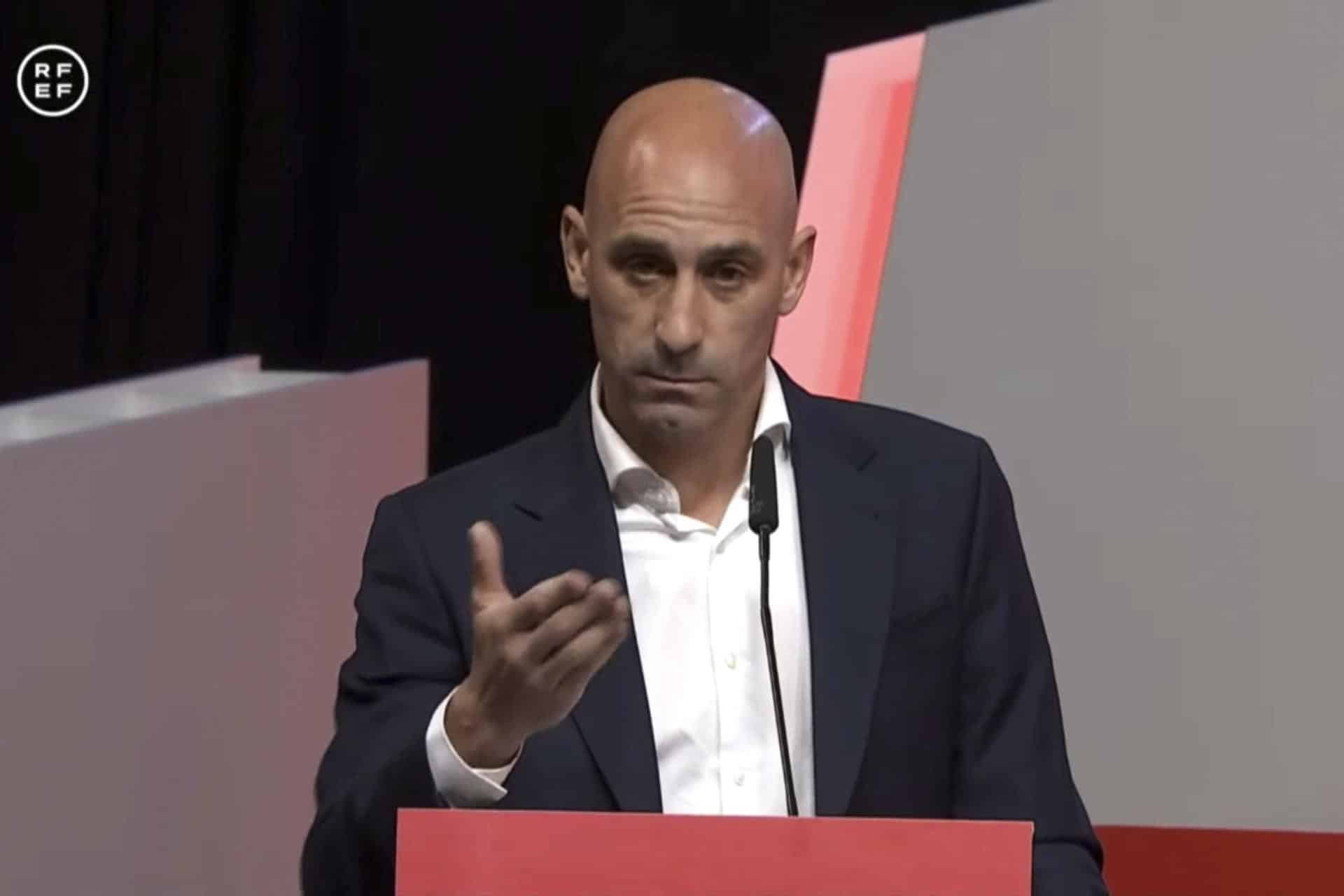 Contra todo pronóstico: Luis Rubiales anunció que, finalmente, no dimitará