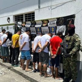 Video: Capturan a policía y a agente de tránsito por pertenecer una banda criminal de Tuluá