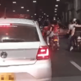 Motociclistas cerraron túnel Mundialista en Cali para realizar 'piques' y acrobacias
