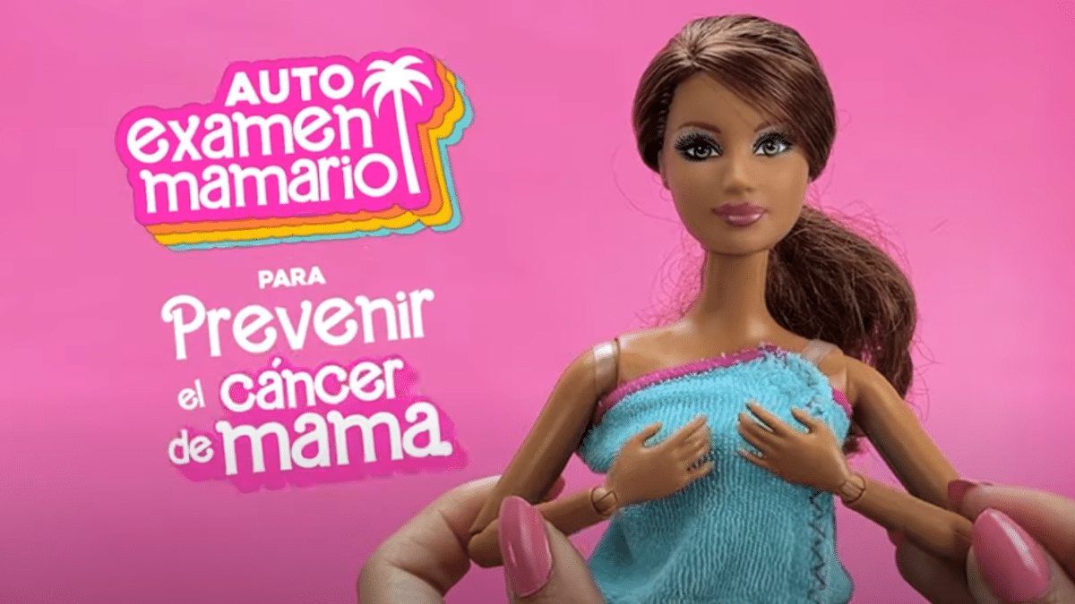 Video: Muñeca Barbie enseña cómo detectar el cáncer de mama