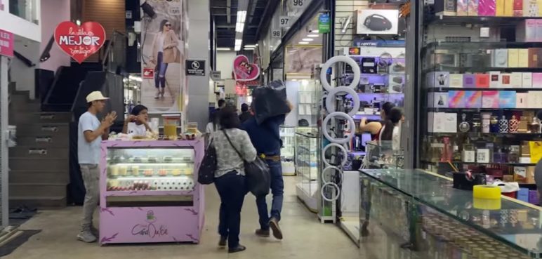 Reabren 'El Tesoro' tras trágico incendio: Comerciantes piden ayuda