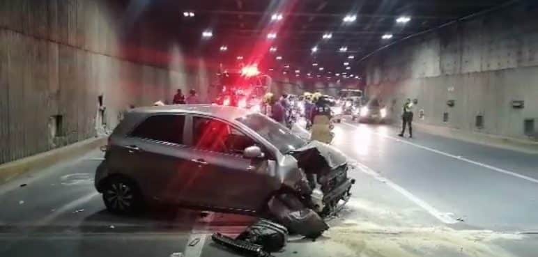 Dos personas resultaron heridas en fuerte accidente de tránsito en el norte de Cali