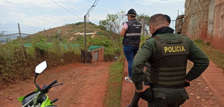Autoridades intensifican operativos para evitar invasiones en cerros incendiados