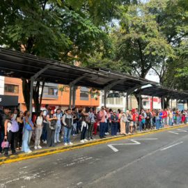 "Muy bien que B&N se preocupe por primera vez por los usuarios": Metrocali