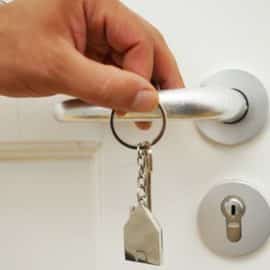 ¿Cómo puede ser beneficiario de un crédito FNA para adquirir vivienda propia?