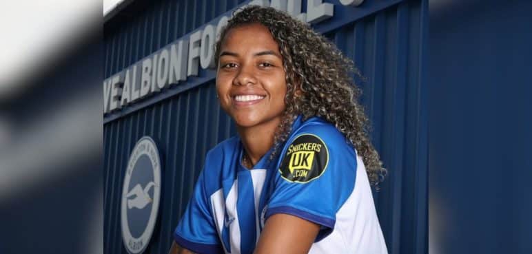 Histórico fichaje: Jorelyn Carabalí fue presentada en el Brighton de Inglaterra