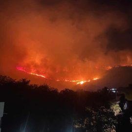¡Atención! Bomberos de Cali piden no transitar por la vía a Golondrinas