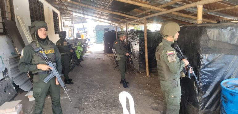 ¡No para la violencia! Disidencias dispararon contra estación de Policía