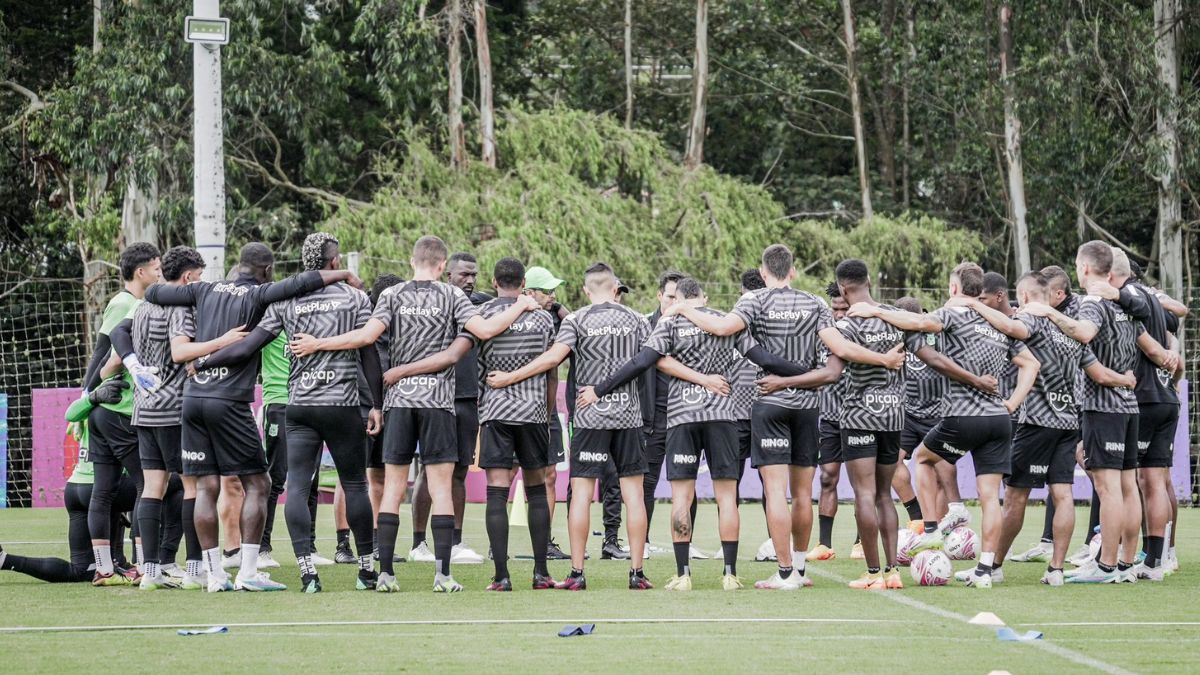 Extécnico de Atlético Nacional se refirió a presuntas peleas en el plantel