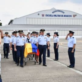 ¡Adiós, soldado del aire! Con homenaje despidieron al cadete Juan David Díaz