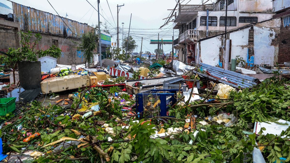 Alerta por huracán Otis en México: Al menos 27 personas fallecidas