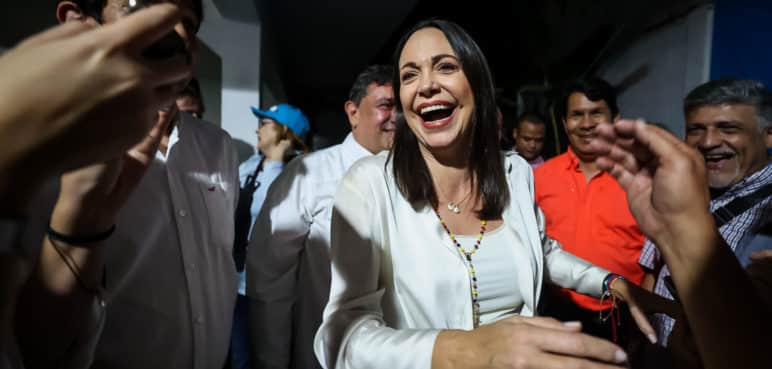María Corina Machado arrasa en las elecciones primarias venezolanas