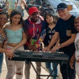 "Esperamos honrar su memoria": El vacío que deja Tirso Duarte en fundación para niños