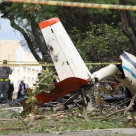 Estas son las impactantes imágenes que deja accidente de avioneta en Cali