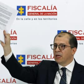 Fiscalía citará a declarar al comisionado de paz por reunirse con "Iván Márquez"