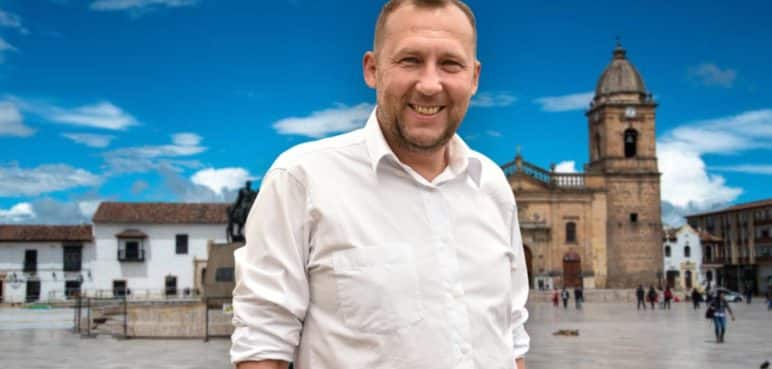 Mikhail Krasnov, el ruso que quería ser alcalde colombiano y lo logró