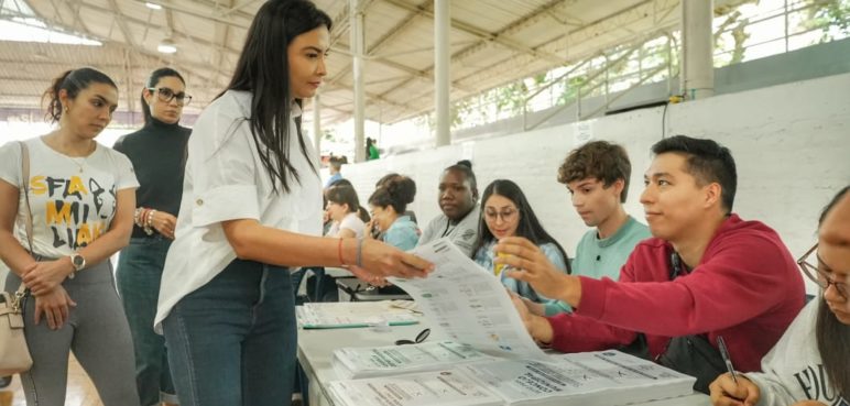 ¡Ya votaron! Estos son los candidatos que ya ejercieron su derecho