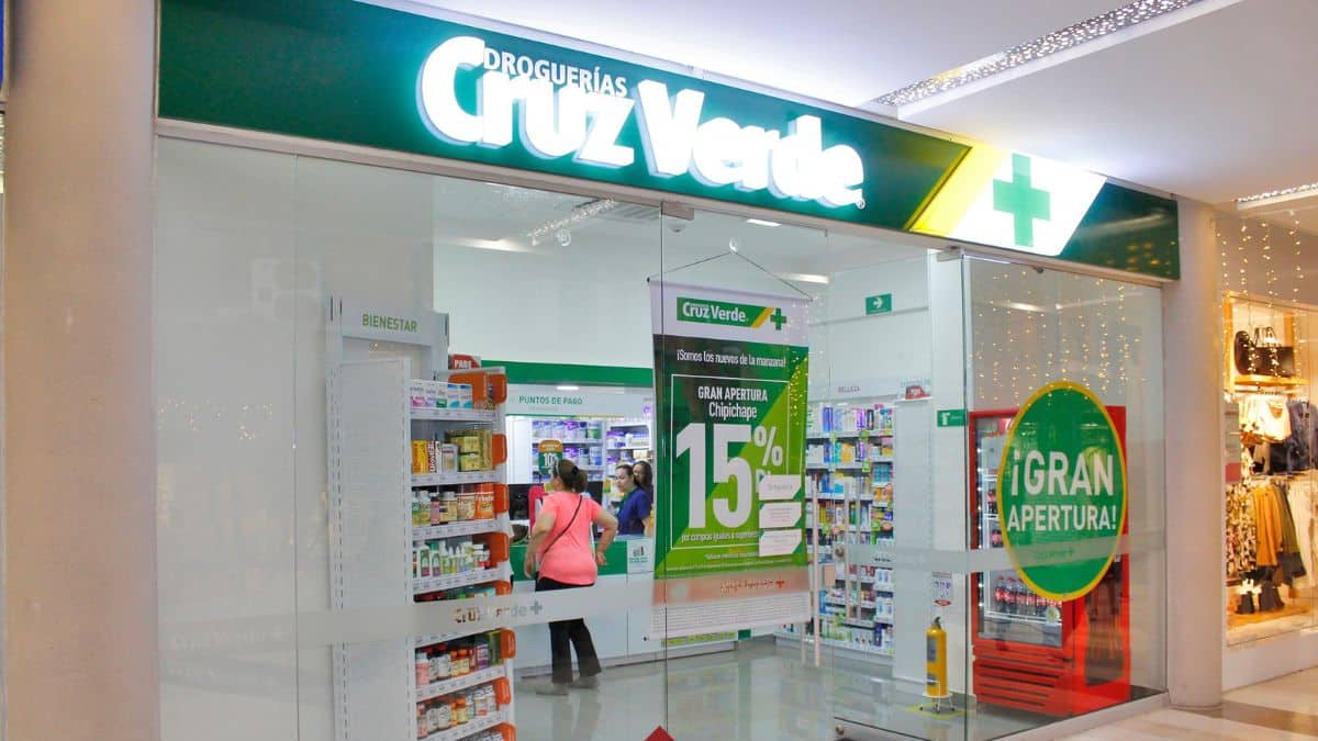 "Deben garantizar la entrega de medicamentos": Superintendente de Salud a Sanitas