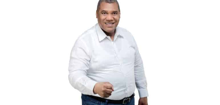 Cultivos de coca, nuevo hospital en Buenaventura y adopción: Óscar Gamboa responde