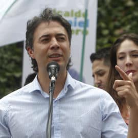 Ordenan arresto y multa contra exalcalde de Medellín, Daniel Quintero