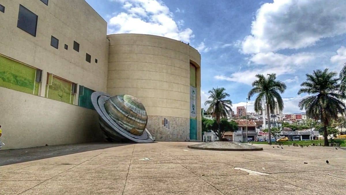 ¿Comprarla para salvarla? Propuesta de Ospina para reparar La Ermita