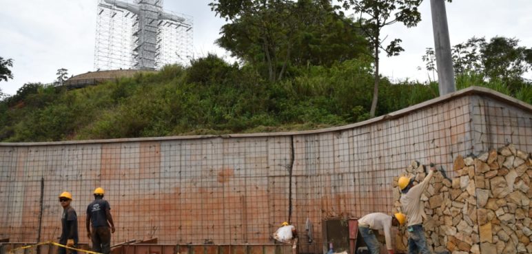 Alcaldía anunció que quitará las antenas en Cristo Rey por contaminación visual