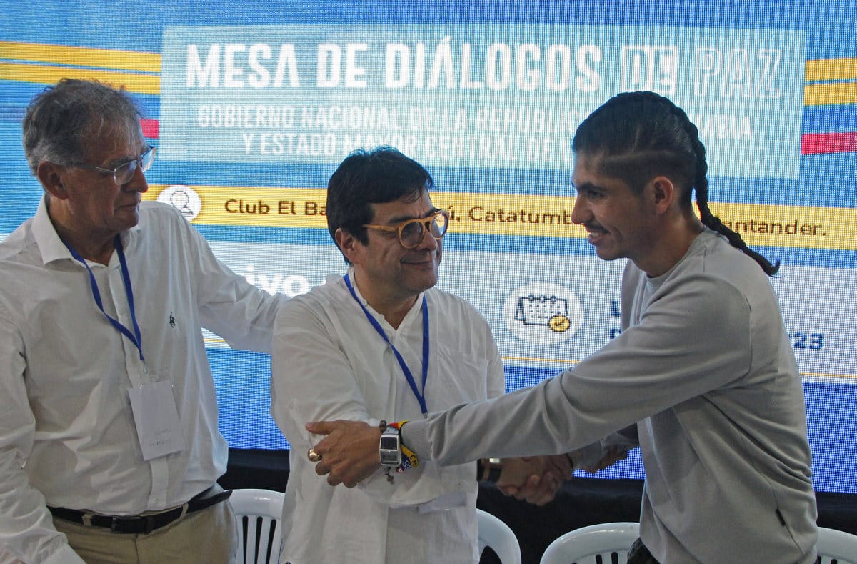 El Estado Mayor Central dice "estar listo" para continuar con diálogo de paz