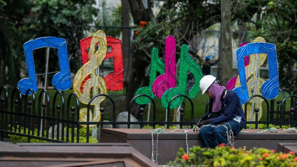 Alcaldía capacitará a vendedores informales para el alumbrado navideño
