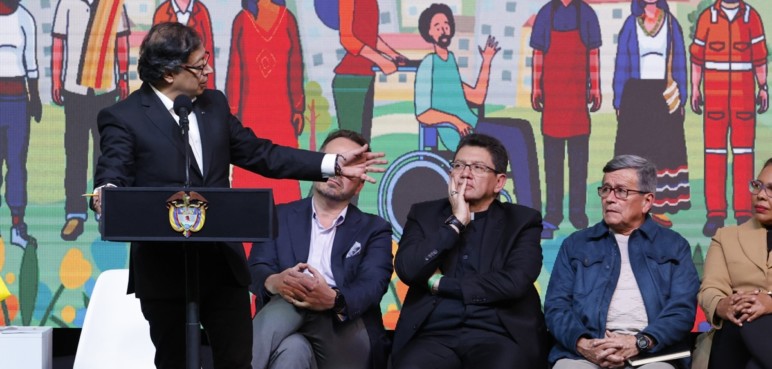 Gobierno y ELN: Un año de la negociación más próspera que vive sus peores momentos