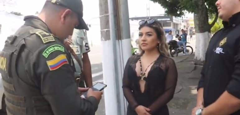 Multan a mujer que grabó contenido explícito en el MÍO Cable ¿Cuánto pagará?