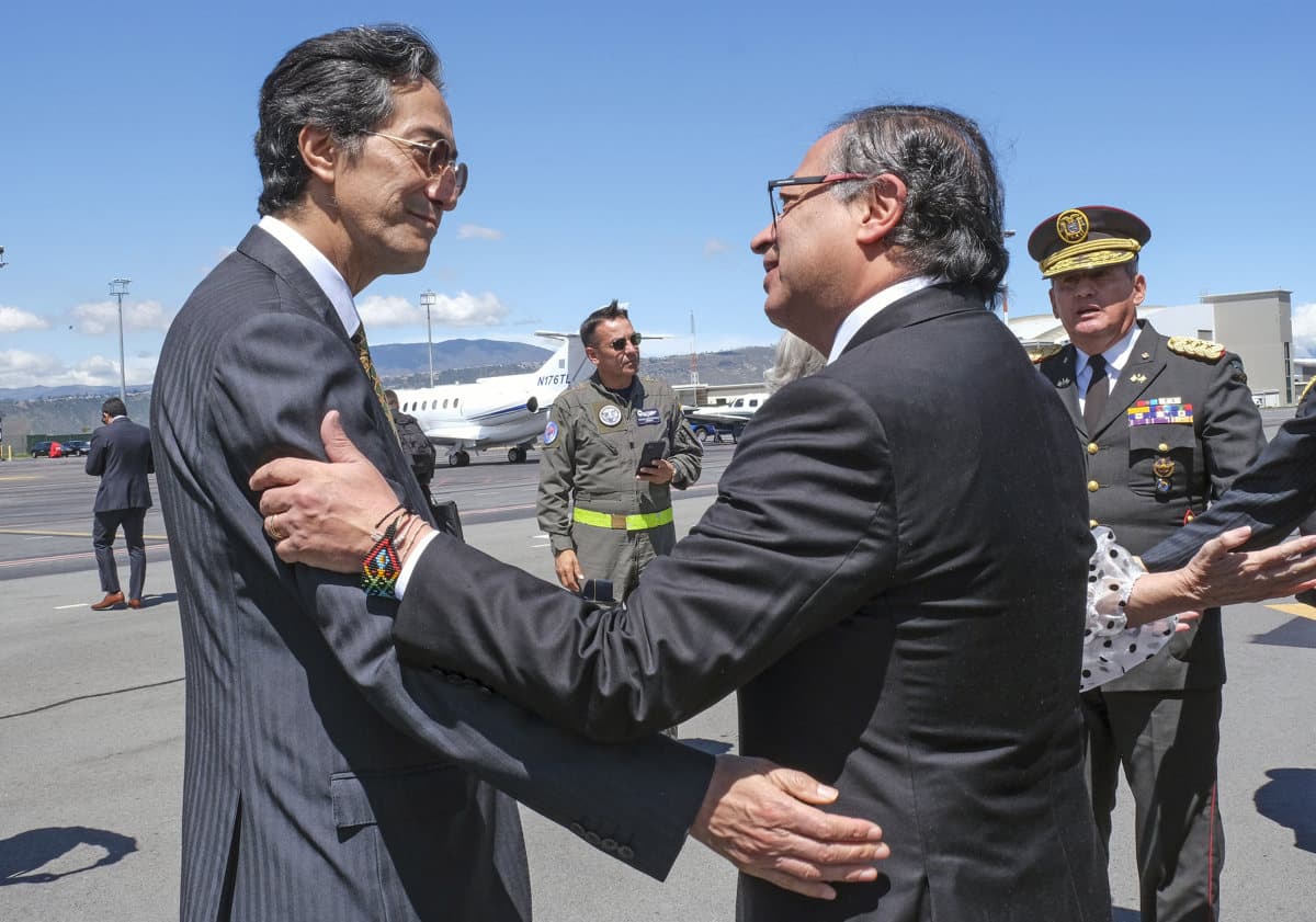 Citan a declarar al expresidente Uribe por una masacre cometida en 1997