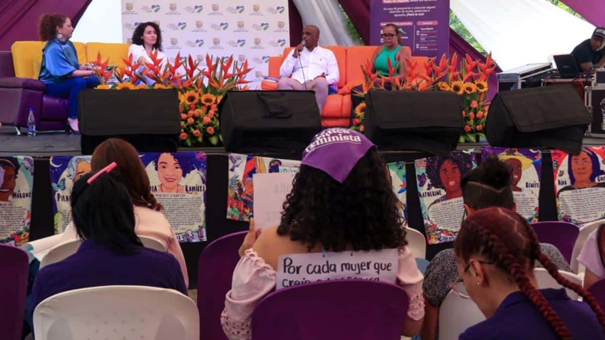 'Paremos Ya': Foro para reflexionar sobre la violencia contra la mujer