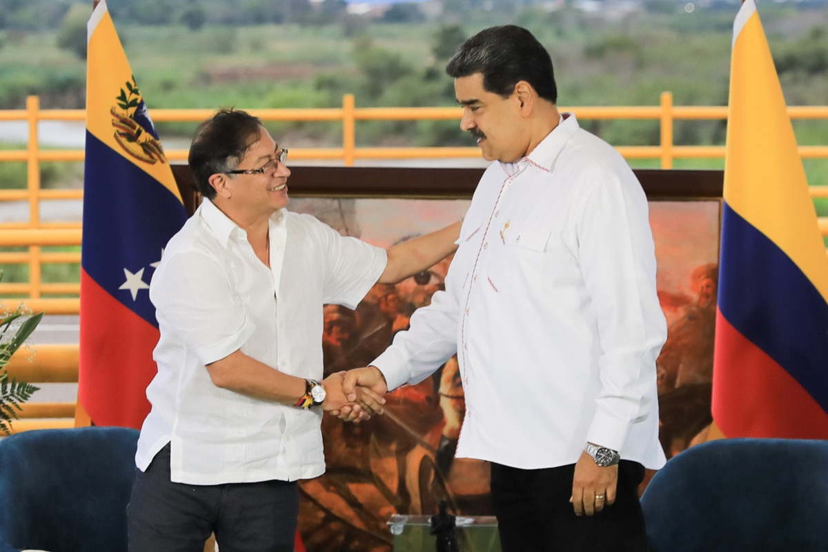Petro visita a Maduro para hablar de migración y riesgos de la sequía