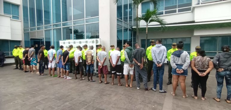 Policía desarticuló dos bandas dedicadas al tráfico de drogas en tres comunas de Cali