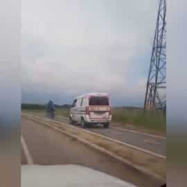 Video: Vehículos invaden cicloruta ubicada en la vía Cali – Candelaria