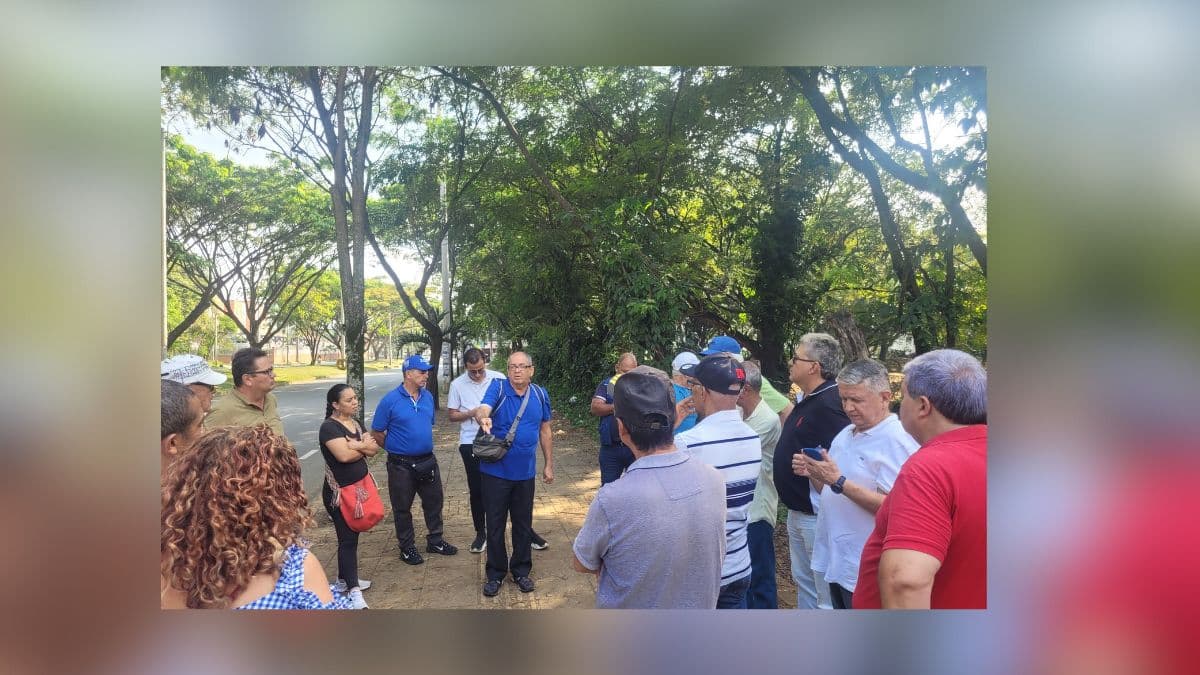 "Sigue vivo, pero sigamos orando": Familia de Lisandro Meza sobre su estado de salud