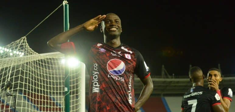 Una corta despedida: Adrián Ramos seguiría en el América de Cali