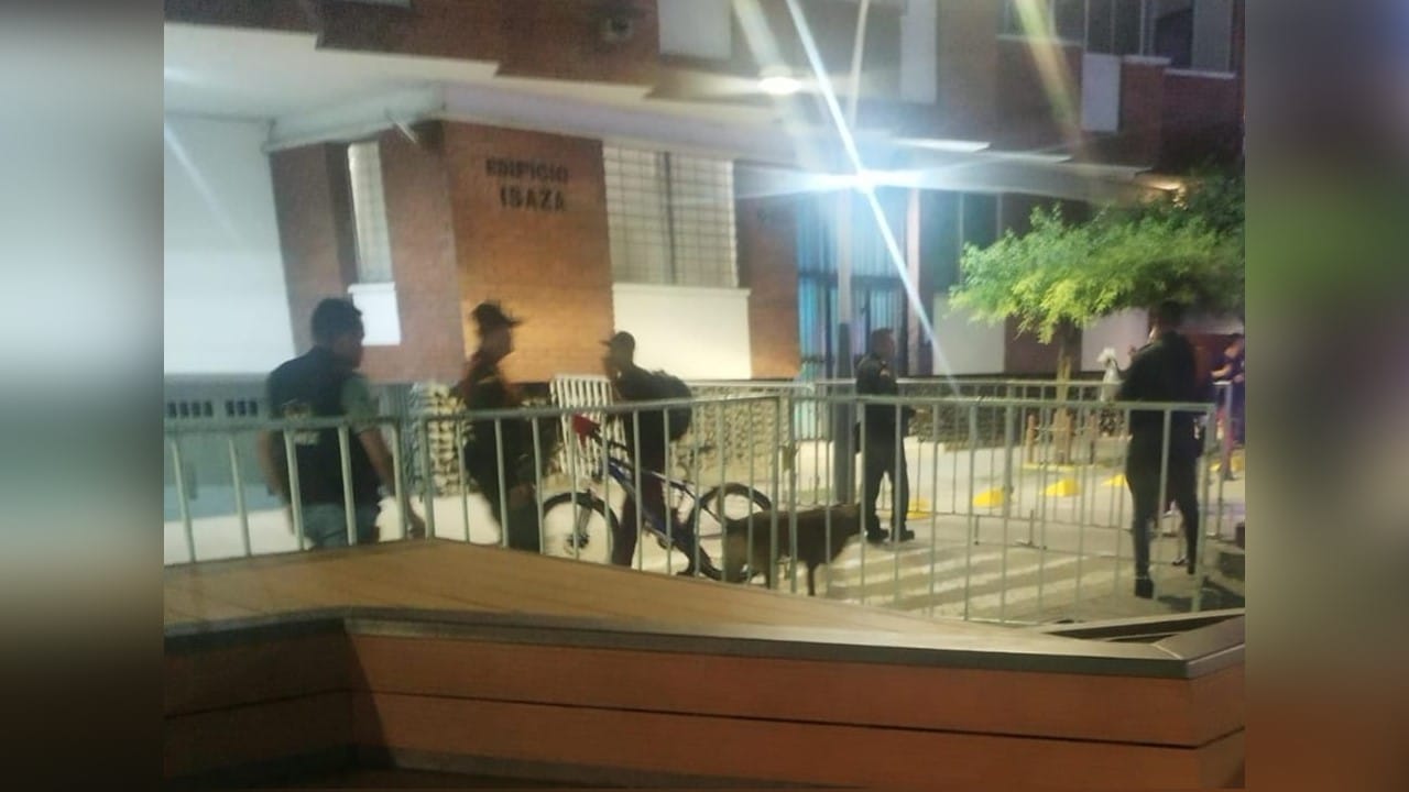 Autoridades en Cali descartan amenaza de bomba en el alumbrado navideño