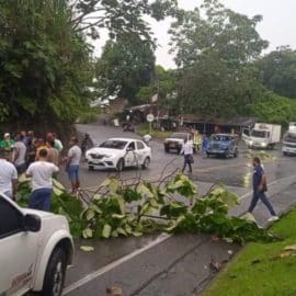 Atención: Se reportan bloqueos en el sector El Gallinero, Buenaventura
